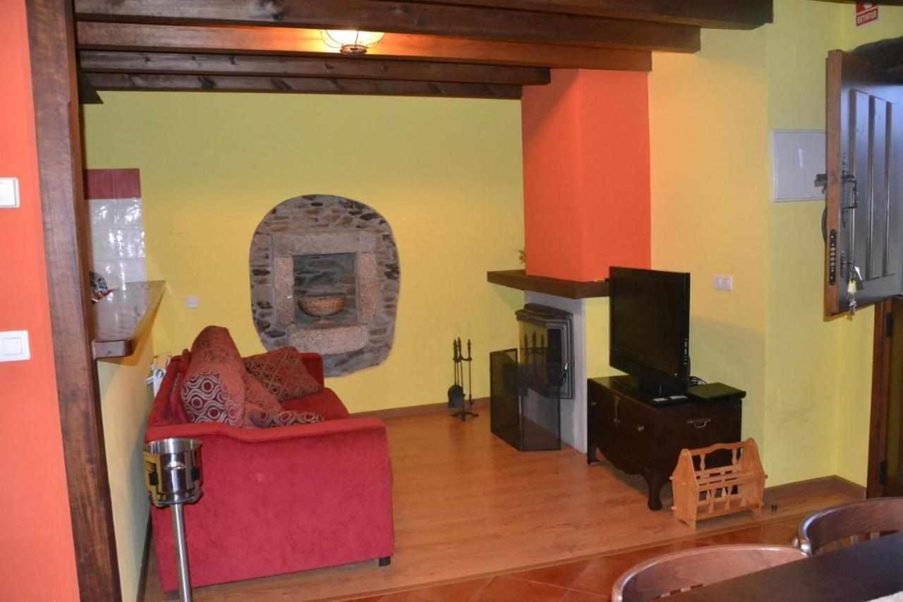 Apartamento La Casa Del Abuelo Justo Minagon Luaran gambar
